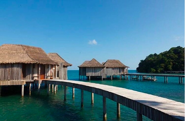 @farawaytravel @farawaytravel