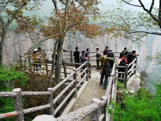 Làng Guo Liang đã trở thành một địa điểm du lịch bật nhất Trung Quốc.(Ảnh: Internet) Làng Guo Liang đã trở thành một địa điểm du lịch bật nhất Trung Quốc.(Ảnh: Internet)