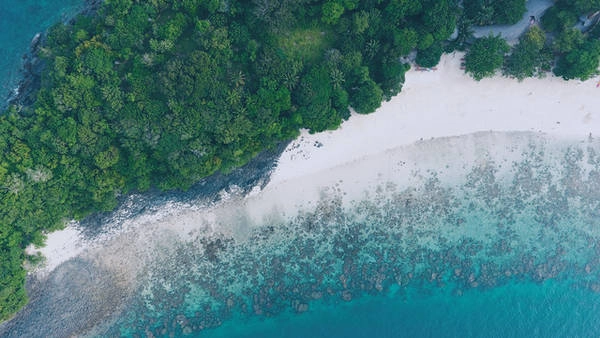 Đảo Coral nhìn từ trên cao. Ảnh: Mai Hương