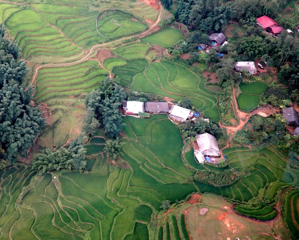 Khung cảnh Sa Pa khi nhìn từ cáp treo lên đỉnh Fansipan. Ảnh: Phong Vinh. Khung cảnh Sa Pa khi nhìn từ cáp treo lên đỉnh Fansipan. Ảnh: Phong Vinh.
