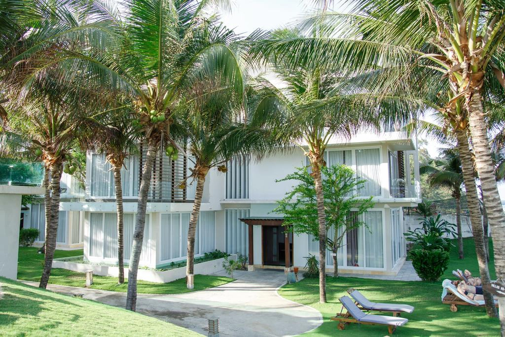 Villa-Del-Sol-Beach-Resort-Spa-Phan-Thiet-ivivu-3