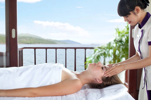 Dịch vụ spa chuyên nghiệp. Dịch vụ spa chuyên nghiệp.