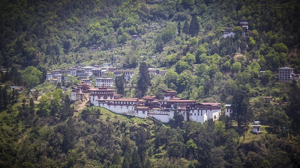 Pháo đài lớn nhất Bhutan ở Trongsa Pháo đài lớn nhất Bhutan ở Trongsa