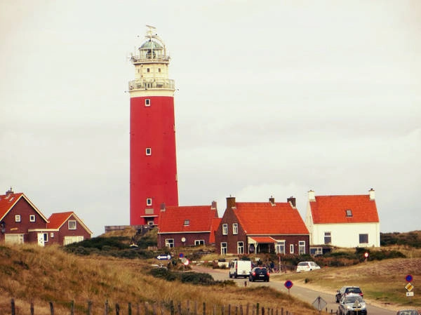 Hải đăng ở De Cocksdorp, điểm phải đến ở Texel - Ảnh: voyageplus.fr Hải đăng ở De Cocksdorp, điểm phải đến ở Texel - Ảnh: voyageplus.fr
