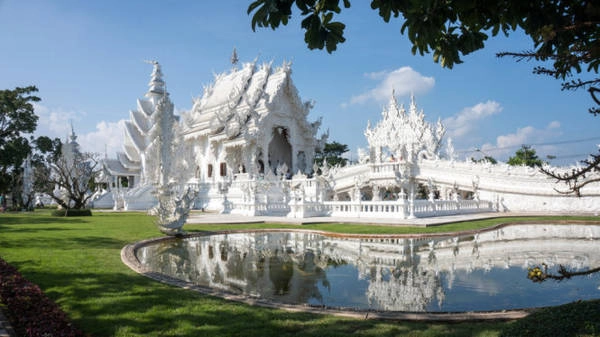 Đền trắng ở Chiang Rai