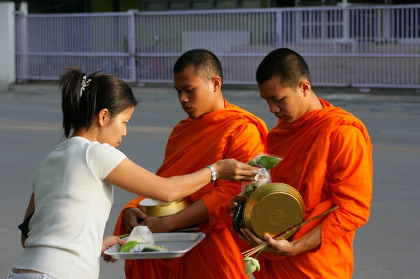 thai-lan-va-10-dieu-ban-can-nam-long-khi-di-du-lich-ivivu-2