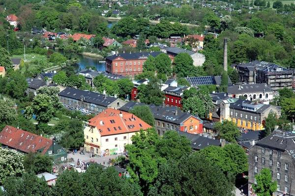 Nhìn từ xa Christiania trông chẳng khác gì một thành phố cổ kính thông thường của Đan Mạch