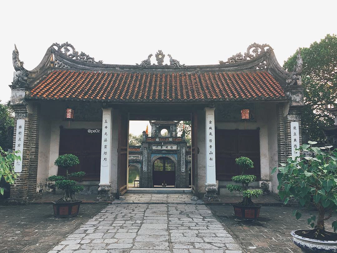 Đền thờ An Dương Vương trong Khu di tích thành Cổ Loa. Ảnh: @pe0z