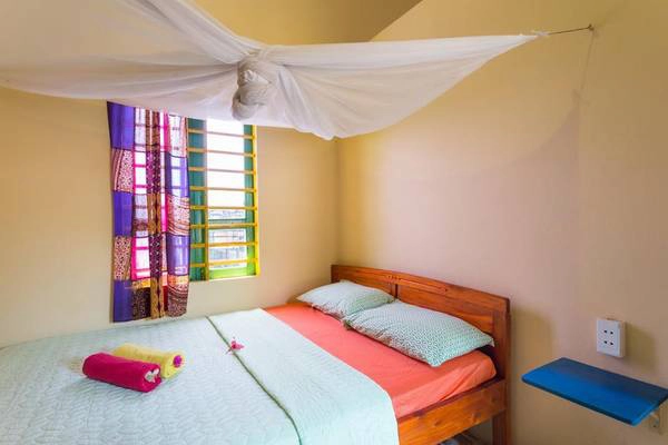 Những màu sắc dễ thương được dùng để trang trí trong mỗi phòng. Ảnh: Facebook The Hoi An Hippie House Những màu sắc dễ thương được dùng để trang trí trong mỗi phòng. Ảnh: Facebook The Hoi An Hippie House