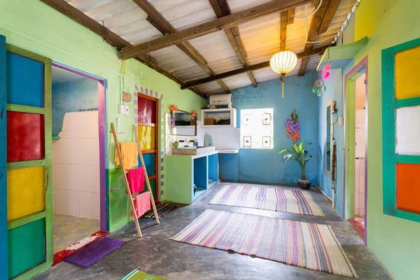 Một gian phòng thông ra khu vực nhà vệ sinh. Ảnh: Facebook The Hoi An Hippie House Một gian phòng thông ra khu vực nhà vệ sinh. Ảnh: Facebook The Hoi An Hippie House