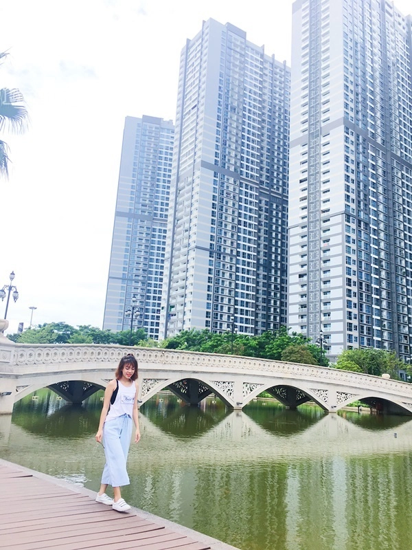 theo-chan-co-gai-tre-kham-pha-tron-ven-landmark-81-toa-nha-cao-nhat-viet-nam-va-dong-nam-a-ivivu-3
