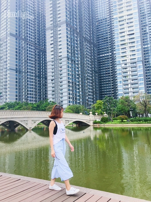 theo-chan-co-gai-tre-kham-pha-tron-ven-landmark-81-toa-nha-cao-nhat-viet-nam-va-dong-nam-a-ivivu-5