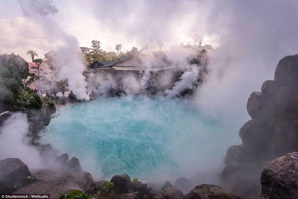 Với lượng hơi nước này, Beppu chỉ đứng thứ hai trên thế giới, sau vườn quốc gia Yellowstone, Mỹ. Với lượng hơi nước này, Beppu chỉ đứng thứ hai trên thế giới, sau vườn quốc gia Yellowstone, Mỹ.