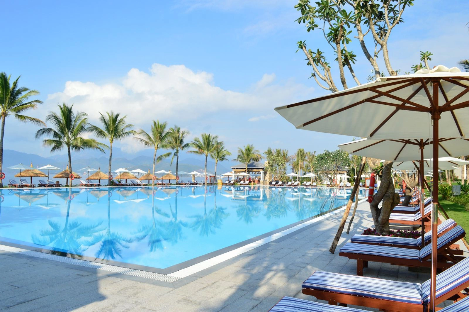 vinpearl-nha-trang-bay-ivivu-2