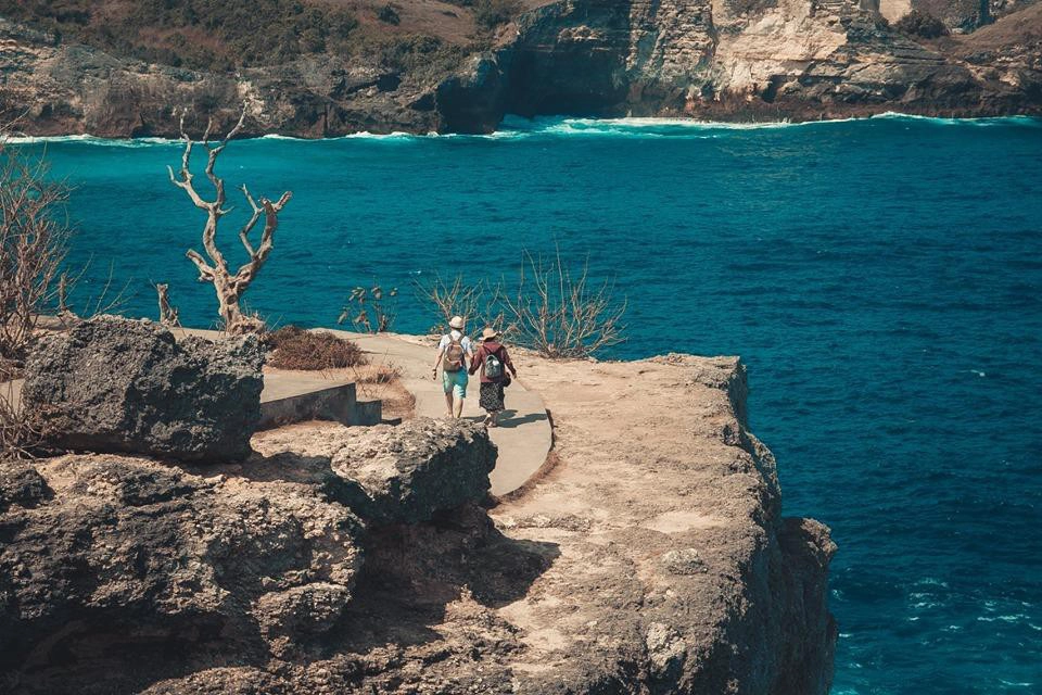 Màu xanh ngút ngàn trên đảo Nusa Penida