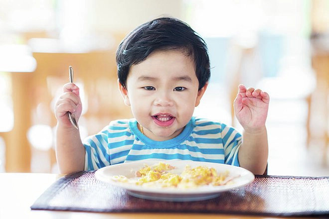 thực đơn cho trẻ còi xương suy dinh dưỡng