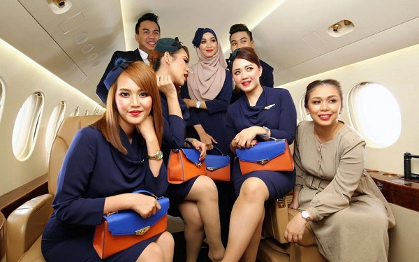 Hơn 10 triệu người di chuyển giữa các khu vực trên thế giới bằng máy bay mỗi ngày - Ảnh: cabincrew Hơn 10 triệu người di chuyển giữa các khu vực trên thế giới bằng máy bay mỗi ngày - Ảnh: cabincrew