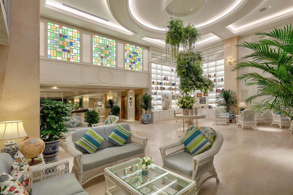 Ảnh: Silverland Charner Saigon gallery Ảnh: Silverland Charner Saigon gallery