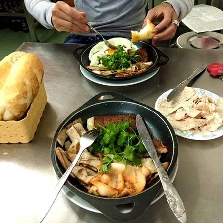 Pate được đánh giá là phần ngon nhất của quán. Ảnh: Phiêu Linh Pate được đánh giá là phần ngon nhất của quán. Ảnh: Phiêu Linh