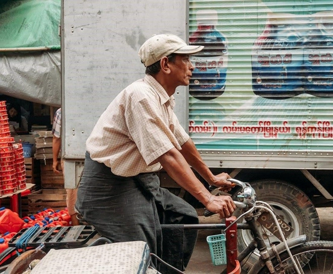 tieng-vo-ngua-len-loi-giua-nhung-khu-den-o-myanmar-ivivu-11