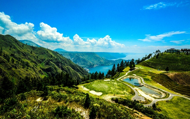 Toba-Ho-nui-lua-lon-nhat-the-gioi-ivivu-1