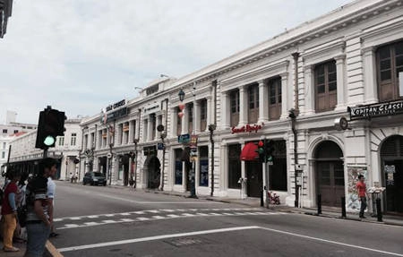 Penang đẹp bình yên với nét kiến trúc thuộc địa xinh xắn. Penang đẹp bình yên với nét kiến trúc thuộc địa xinh xắn.
