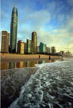 Gold Coast - thành phố bờ biển vàng của nước Úc.