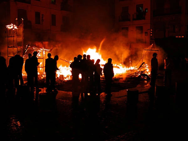 Lễ hội Las Fallas bắt đầu từ ngày 14/3 đến 19/3 ở thành phố Valencia.