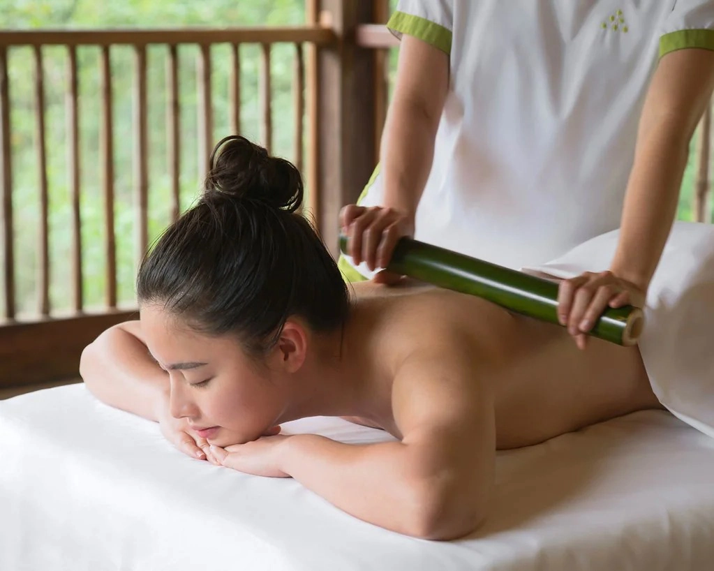 ninh-van-bay-vietnam-bamboo-massage-ivivu