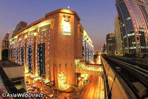Tại Central Chidlom du khách sẽ có những trải nghiệm mua sắm thực thụ. 