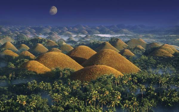 Nằm tại tỉnh Bohol đồi Sôcôla là một trong những địa điểm du lịch hấp dẫn và độc đáo bậc nhất tại Philippines. Nằm tại tỉnh Bohol đồi Sôcôla là một trong những địa điểm du lịch hấp dẫn và độc đáo bậc nhất tại Philippines.