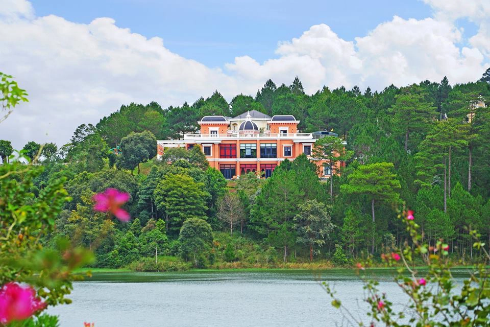 Edensee-Lake-Resort-Spa-Da-Lat-ivivu-3