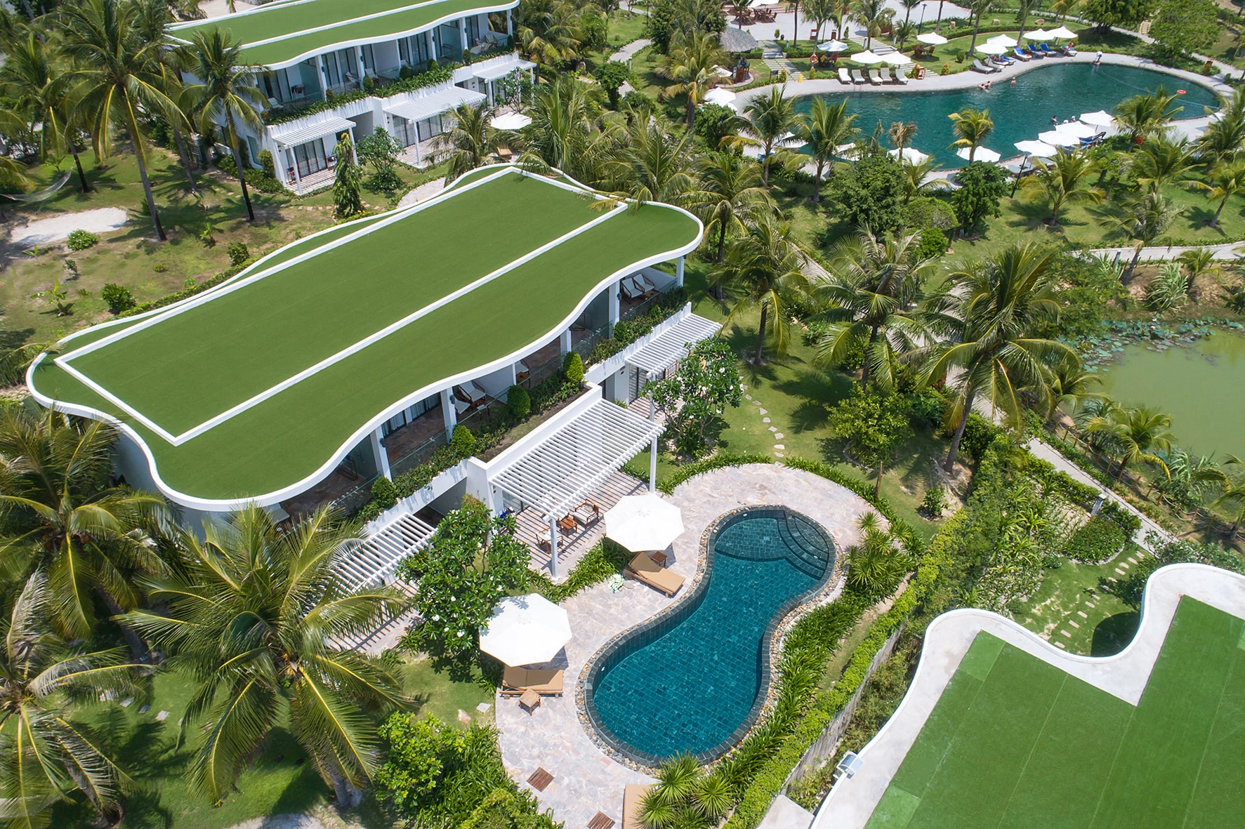 3-resort-cam-ranh-nha-trang-ivivu-6