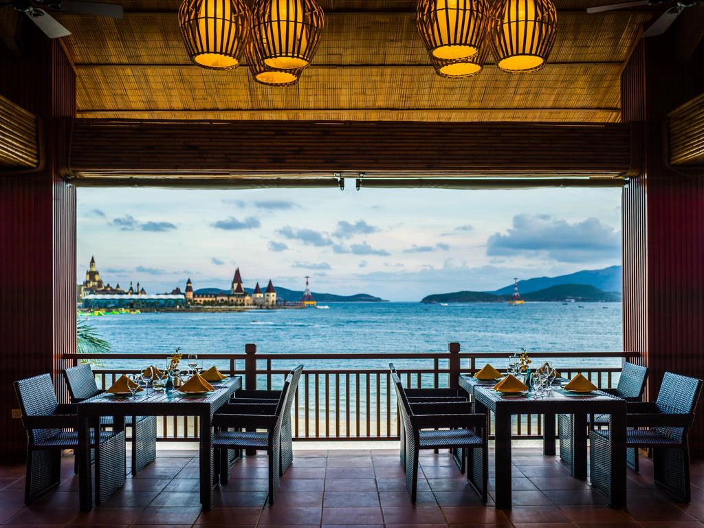 Vinpearl-Nha-Trang-tet-ivivu-11