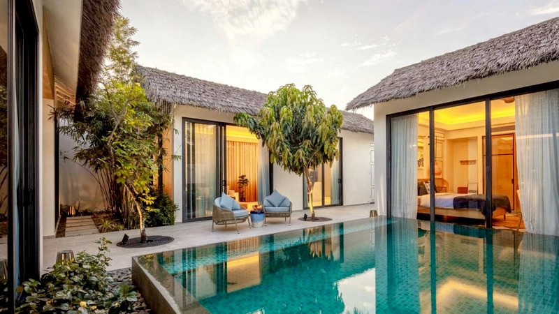 Garden -Pool -Villa-New-World-Phú-Quốc-ivivu-1