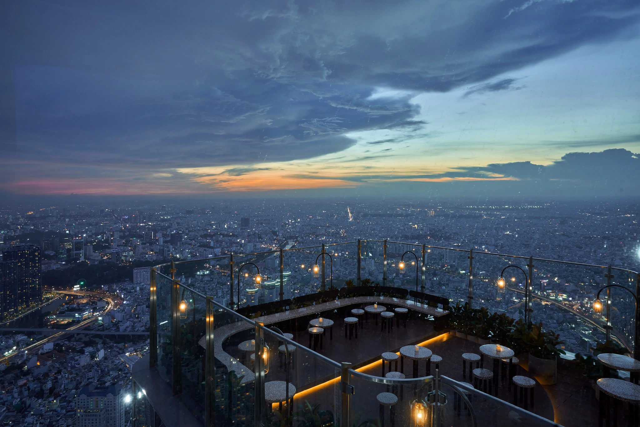 Blank Lounge coffee & bar tầng 75, Landmark 81. Ảnh: Blank Lounge.