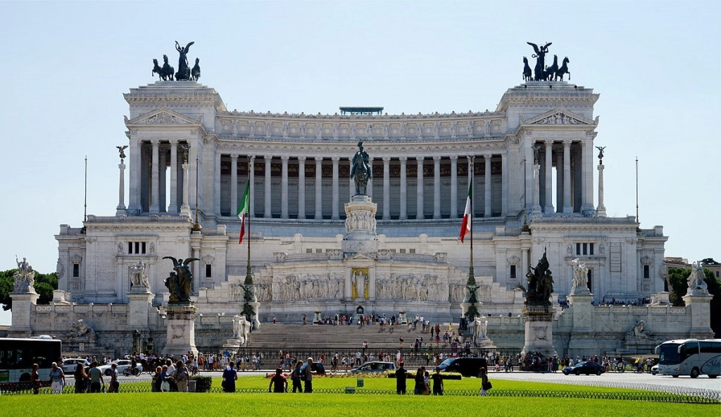 Đài tưởng niệm và tượng đài Vittorio Emanuelle II