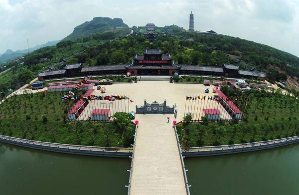 Khuôn viên chùa Bái Đính nhìn từ trên cao. Ảnh: Chuabaidinhninhbinh.vn