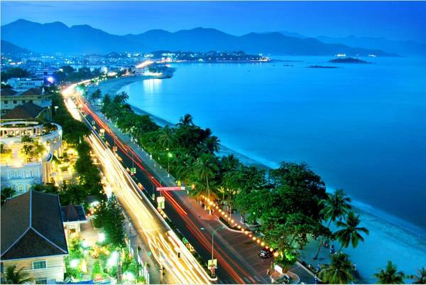 Biển Mỹ Khê là một trong 6 bãi biển quyến rũ nhất thế giới. Biển Mỹ Khê là một trong 6 bãi biển quyến rũ nhất thế giới.