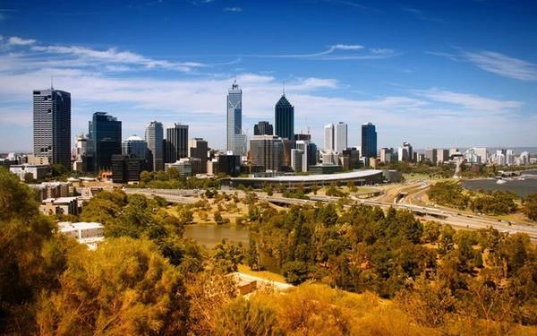 Perth: Giá phòng trung bình là 106 Bảng Anh (khoảng 3,47 triệu đồng), giảm 17%.