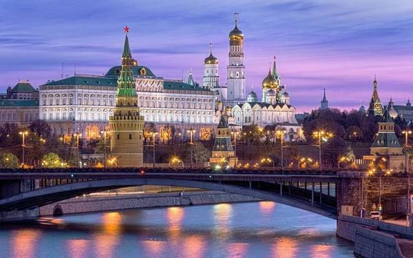 Moscow: Giá phòng trung bình là 128 Bảng Anh (khoảng 4,2 triệu đồng), giảm 18% so với cùng kỳ năm ngoái.