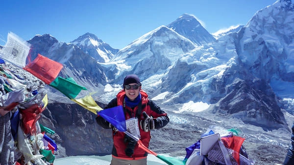 Sau bao nhiêu ngày trek cũng đến được Everest base camp... cảm giác thật khó diễn tả. Sau bao nhiêu ngày trek cũng đến được Everest base camp... cảm giác thật khó diễn tả.