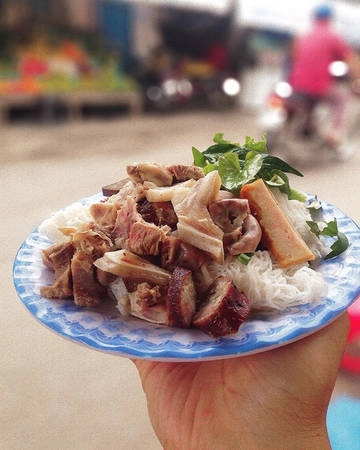 Bánh hỏi Phú Long, món ngon nhất định phải ăn khi đến Phan Thiết. Bánh hỏi Phú Long, món ngon nhất định phải ăn khi đến Phan Thiết.