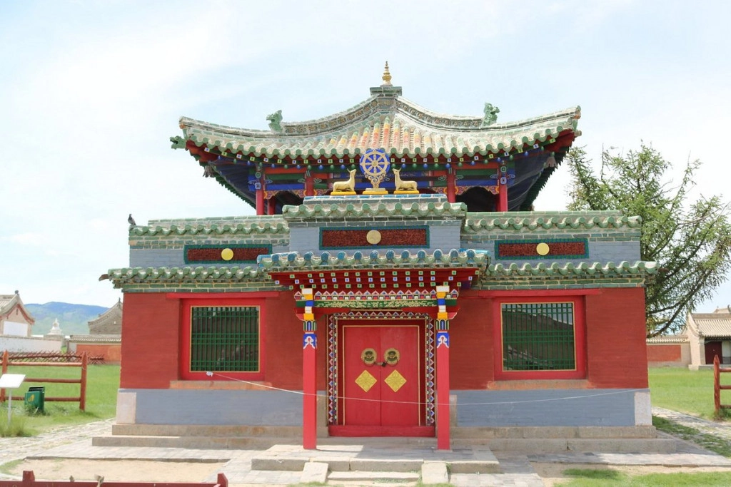 Một ngôi đền trong Erdene Zuu. Ảnh: Tripavisor
