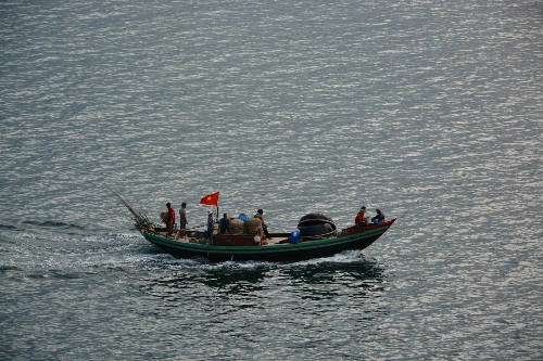 Cuộc sống những người coi biển là bạn. Cuộc sống những người coi biển là bạn.
