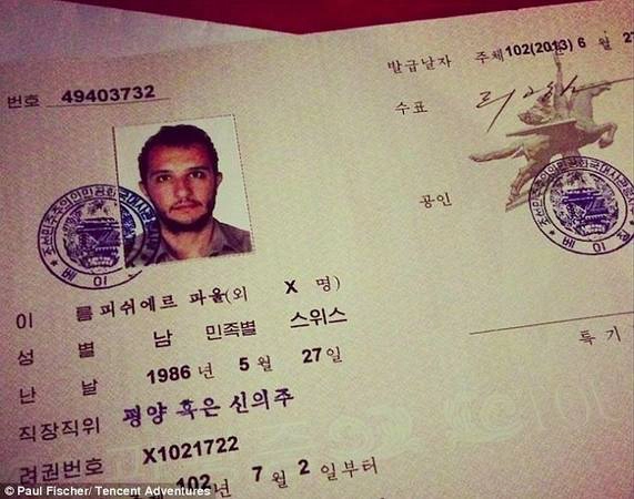Trên visa Triều Tiên cấp cho du khách, đó là năm 102 chứ không phải 2013, vì năm ở đây được tính từ năm sinh của cố chủ tịch Kim Il-Sung, năm 1911. Trên visa Triều Tiên cấp cho du khách, đó là năm 102 chứ không phải 2013, vì năm ở đây được tính từ năm sinh của cố chủ tịch Kim Il-Sung, năm 1911.