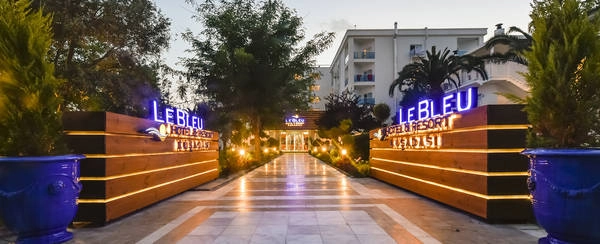 trai-nghiem-ky-nghi-sang-trong-tai-le-bleu-hotel-resort-khi-den-du-lich-tho-nhi-ky-ivivu-2
