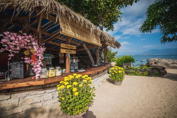 Quầy lễ tân Quầy lễ tân
