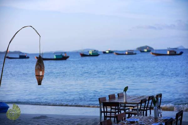 Khung cảnh hoàng hôn lãng mạn tại Coto Eco Lodge. Khung cảnh hoàng hôn lãng mạn tại Coto Eco Lodge.
