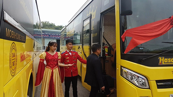xe-ha-son-hai-van-VIP-Royal-ivivu-13